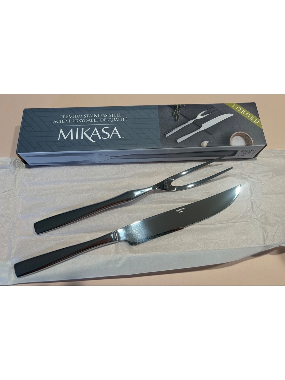 Mikasa Delano 2-Piece Forged Carving Knife & Fork Set 18/0 Stainless Steel